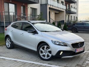 Volvo V40 Cross Country 2015